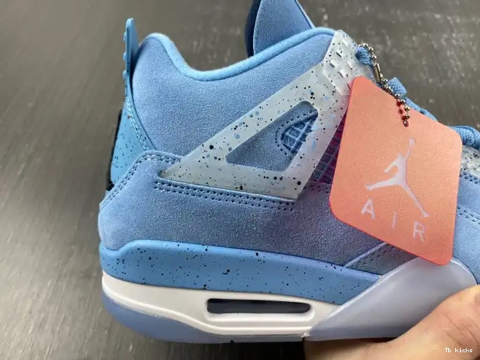 Rep TBK UNC Retro (PE) Jordan 4 HO12MNJDLS247 0521